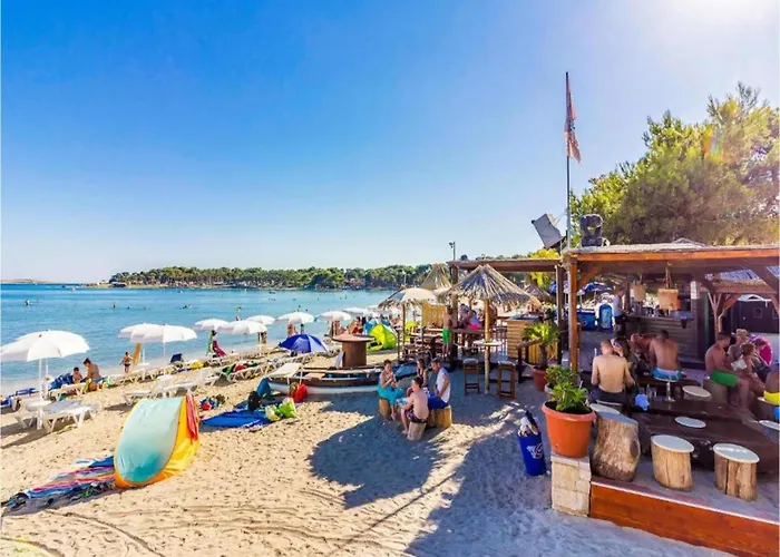 Near Pula With Sea View Balcony Appartamento Medolino