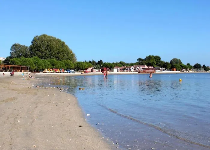 Near Pula With Sea View Balcony