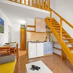 Apartman Near Pula With Sea View Balcony